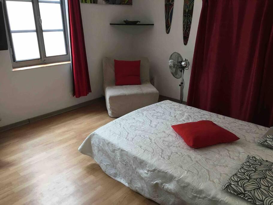 Jolie Studio Dans Le Centre Historique De Narbonne Apartman Kültér fotó