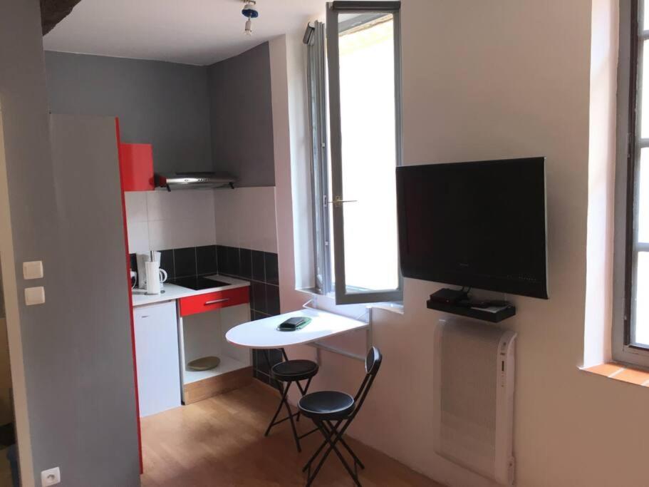 Jolie Studio Dans Le Centre Historique De Narbonne Apartman Kültér fotó